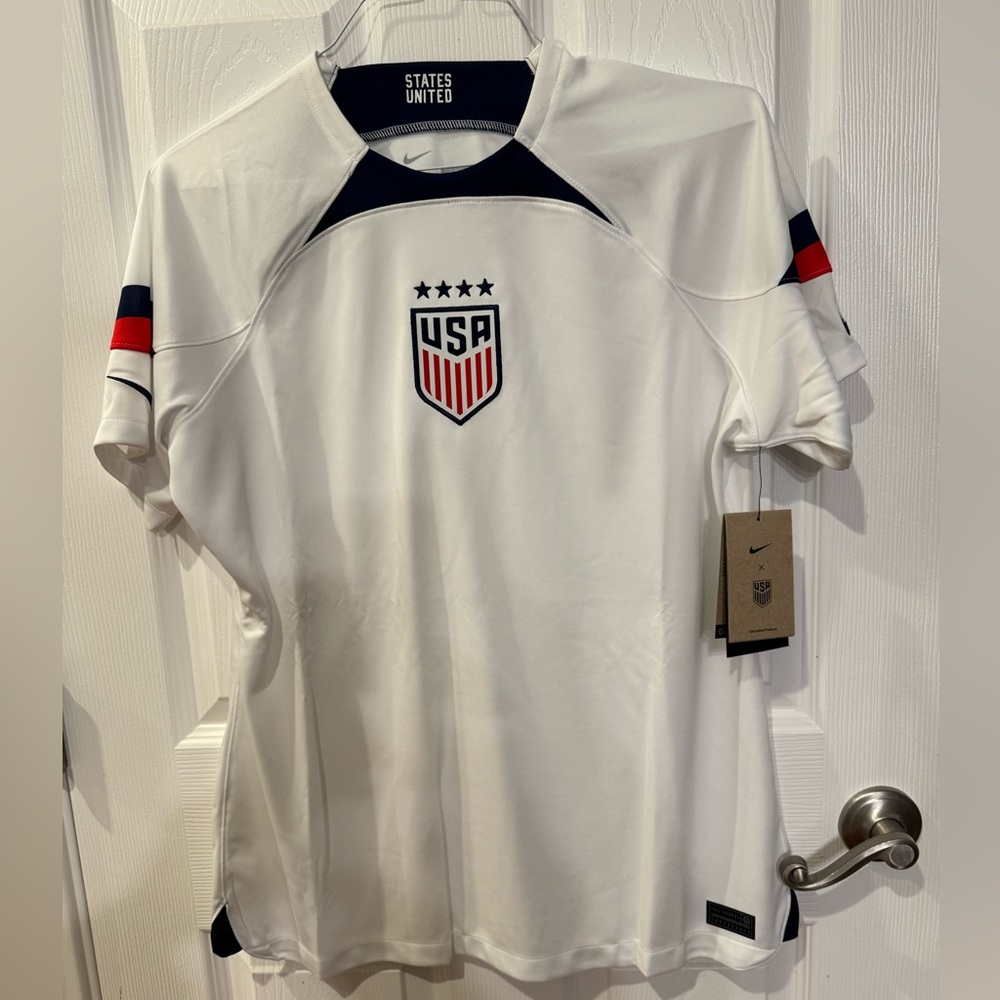 U.S. Women Soccer Nike Jersey, new with tags, sizes, XL, medium, and small